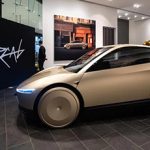 Elon Musk promete táxi sem motorista da Tesla até junho de 2026