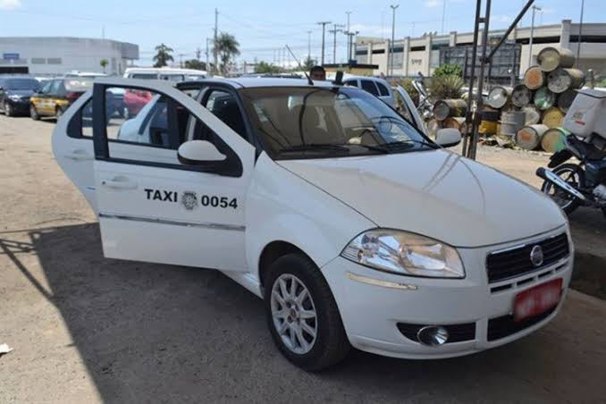 TÁXIS SÃO AUTORIZADOS A CIRCULAR EM FAIXAS EXCLUSIVAS DO TRANSPORTE PÚBLICO EM FEIRA DE SANTANA